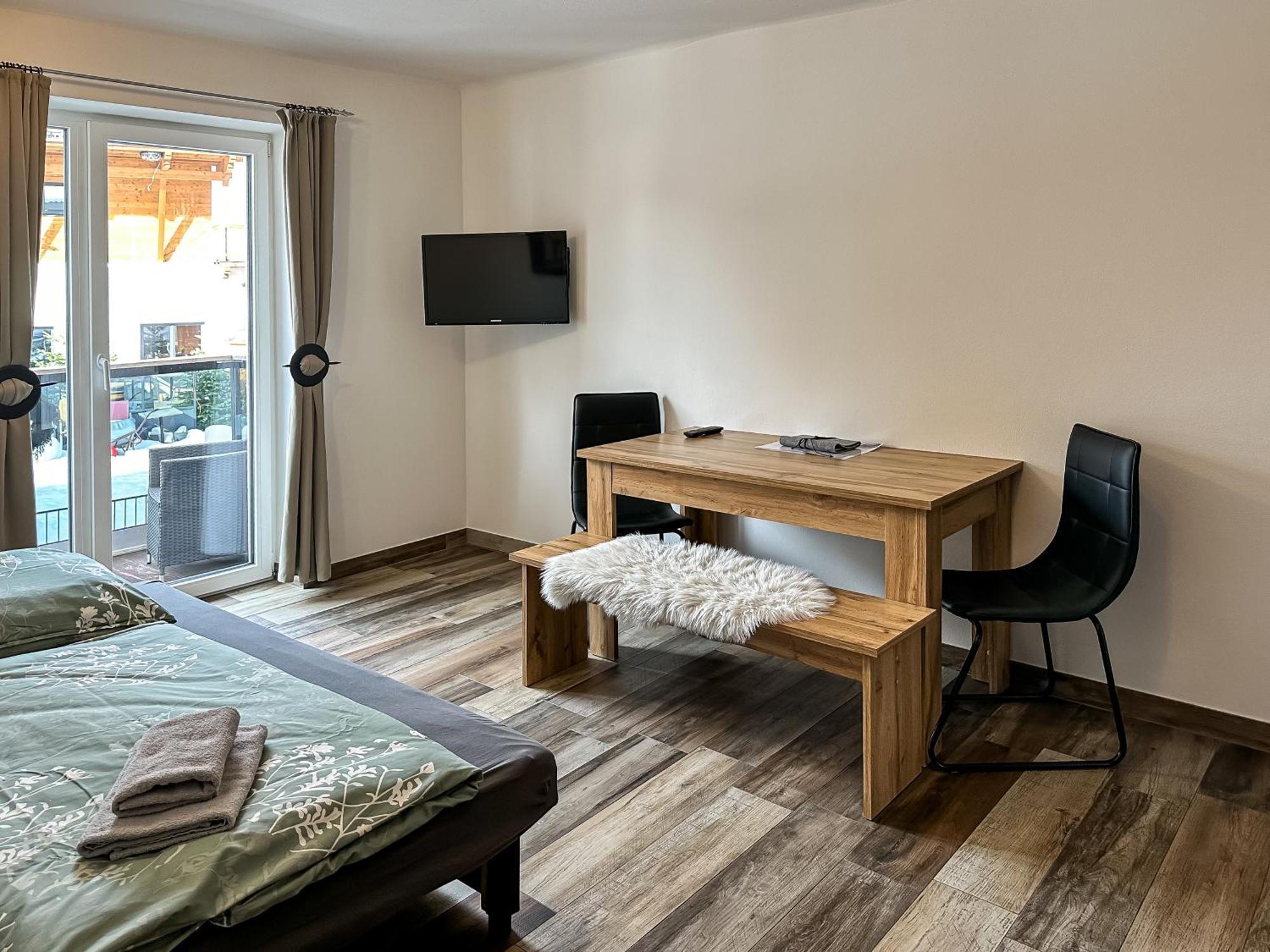 Our's Living - With Sauna & Summercard Near Kitzbueheler Alpen Lift * Hollersbach im Pinzgau