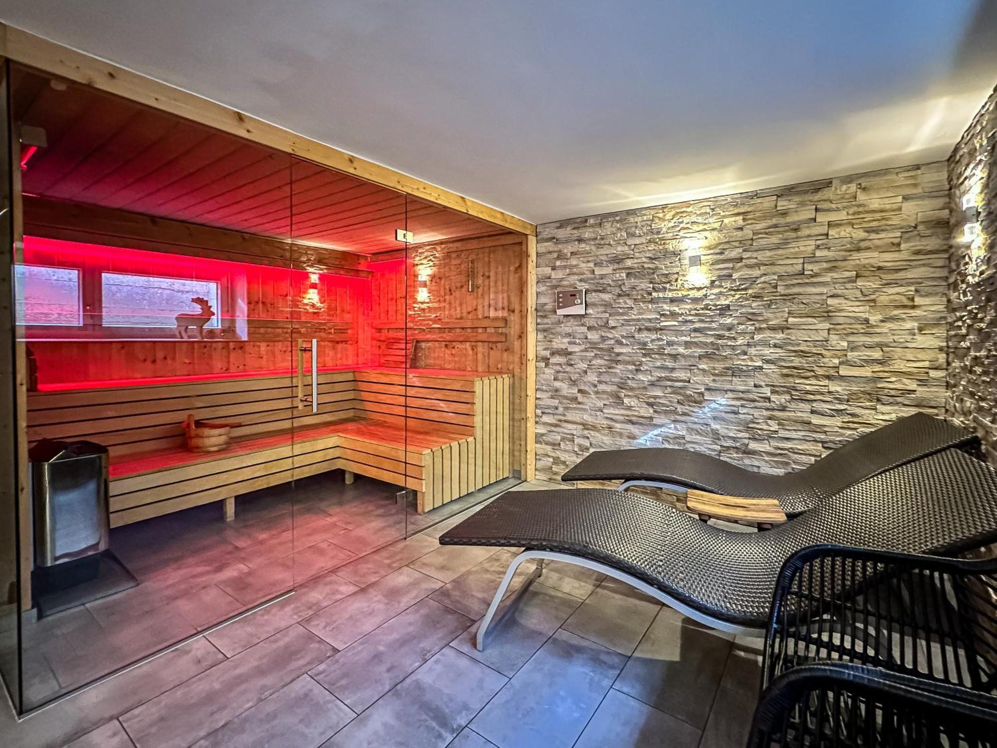 Our's Living - With Sauna & Summercard Near Kitzbueheler Alpen Lift *