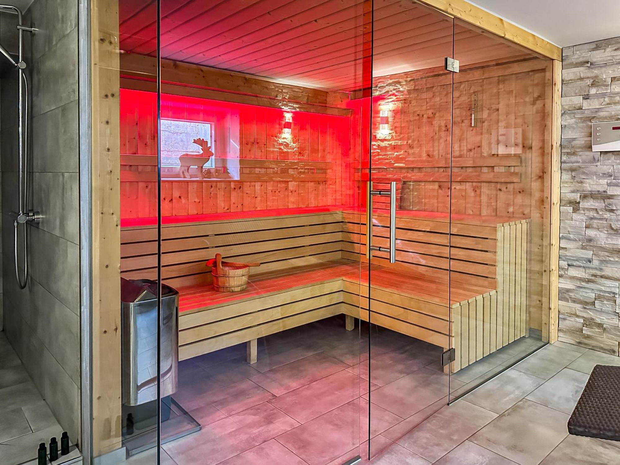 Our's Living - With Sauna & Summercard Near Kitzbueheler Alpen Lift * Hollersbach im Pinzgau