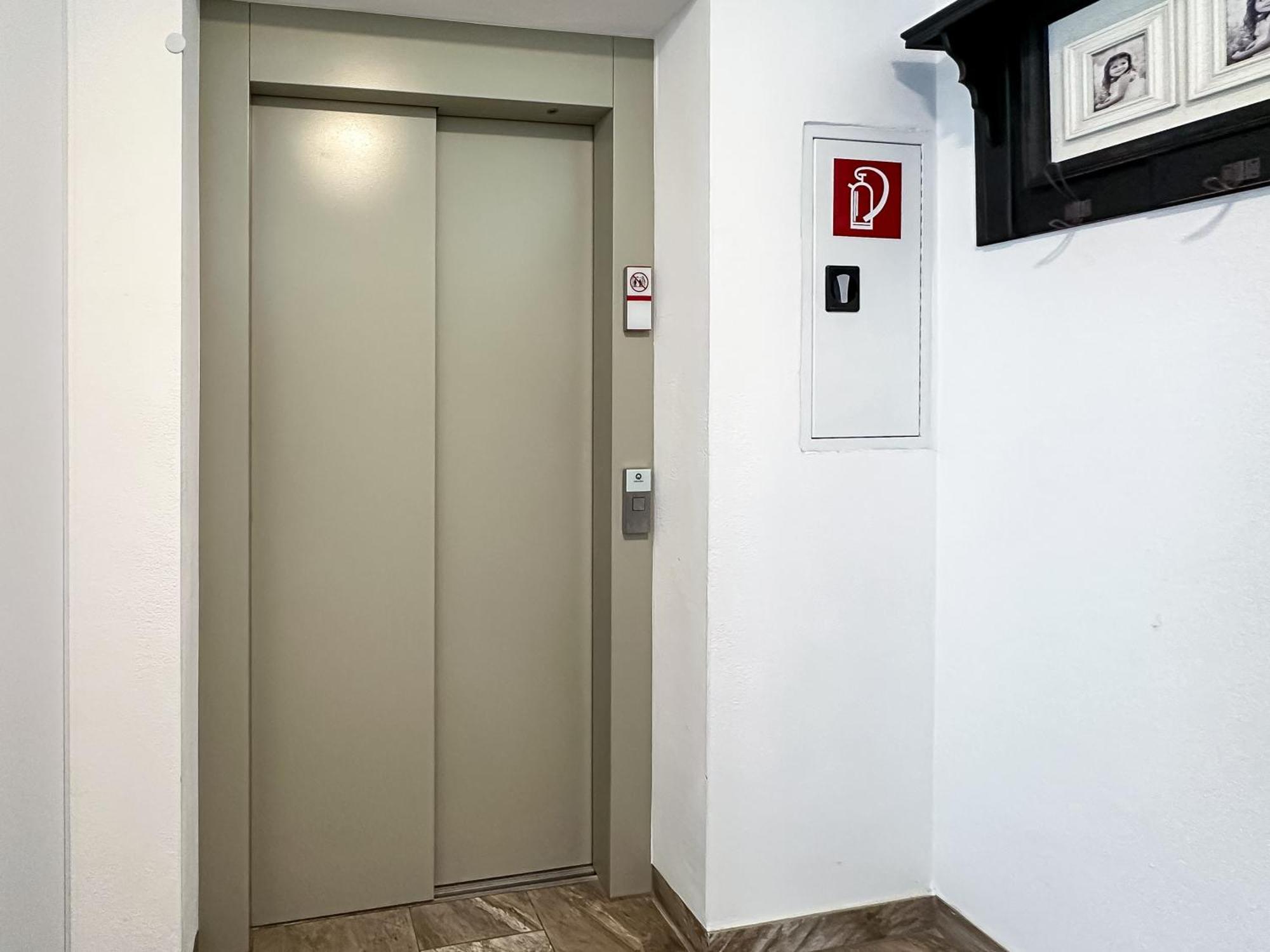 Our's Living - With Sauna & Summercard Near Kitzbueheler Alpen Lift Apartment *