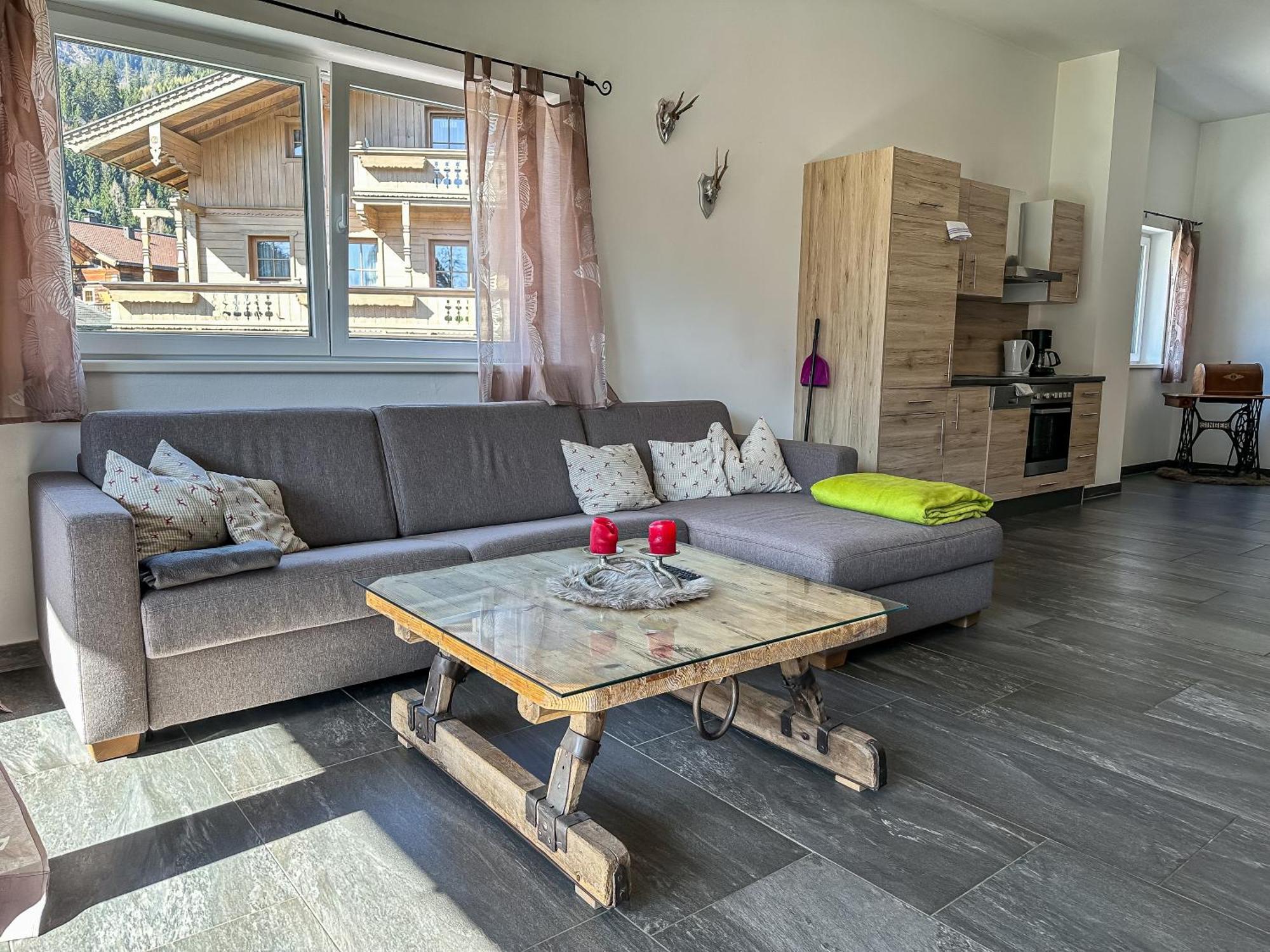 Our's Living - With Sauna & Summercard Near Kitzbueheler Alpen Lift * Hollersbach im Pinzgau